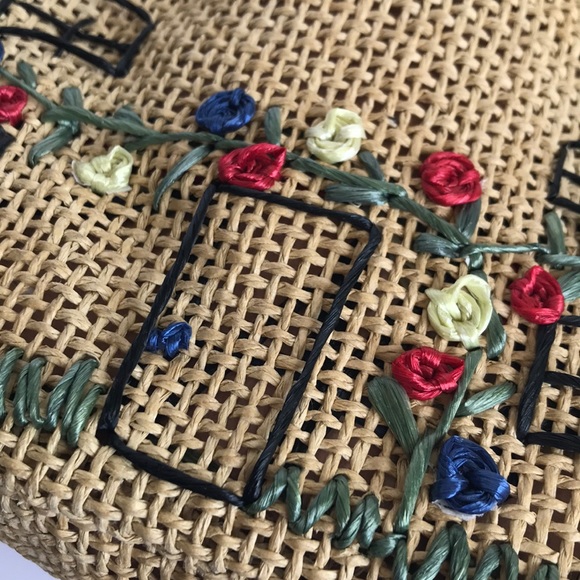 Lulu Guinness handbag - Picture 7 of 9